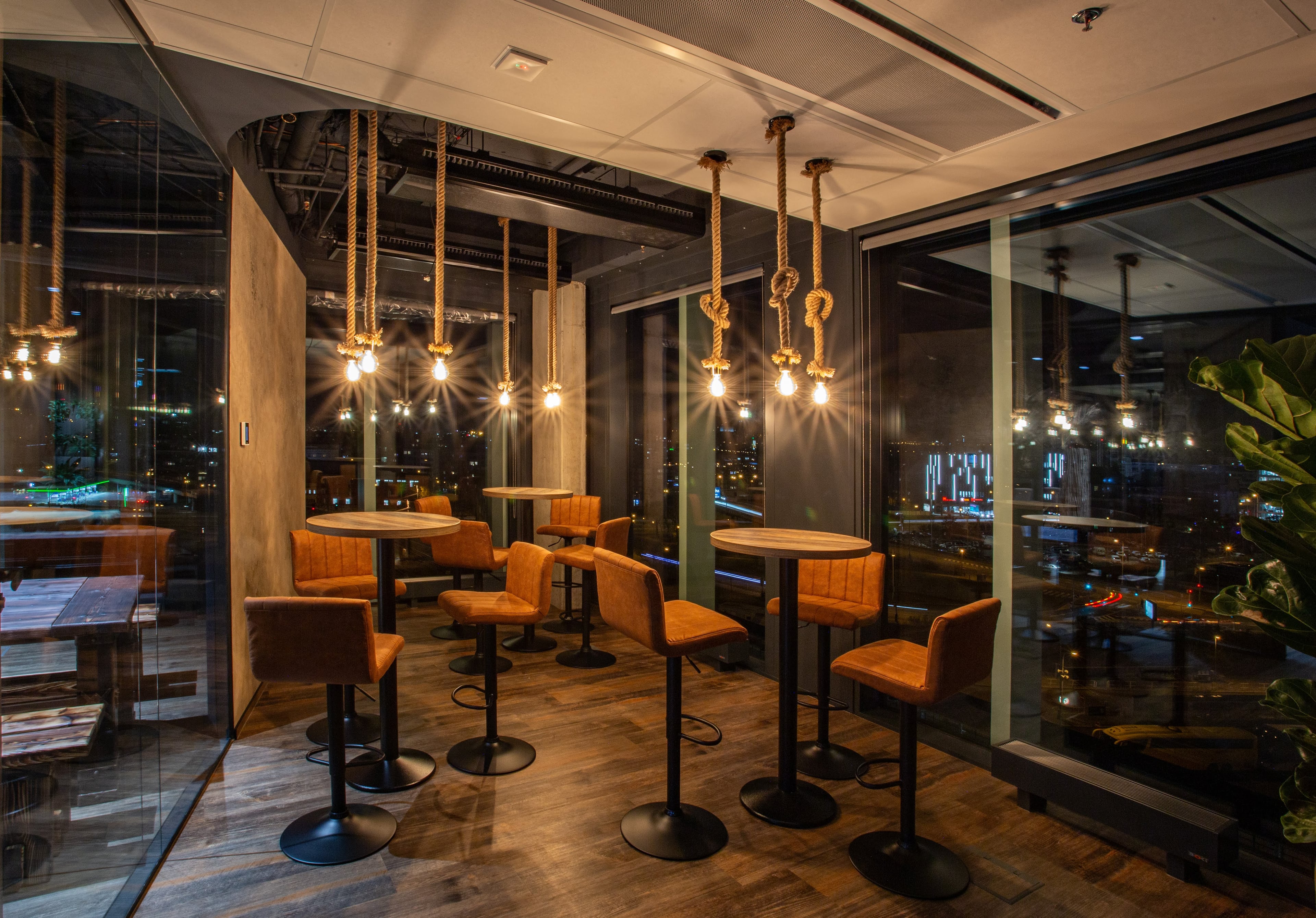 Realizace kanceláře pro Oddin.gg – obrázek 10