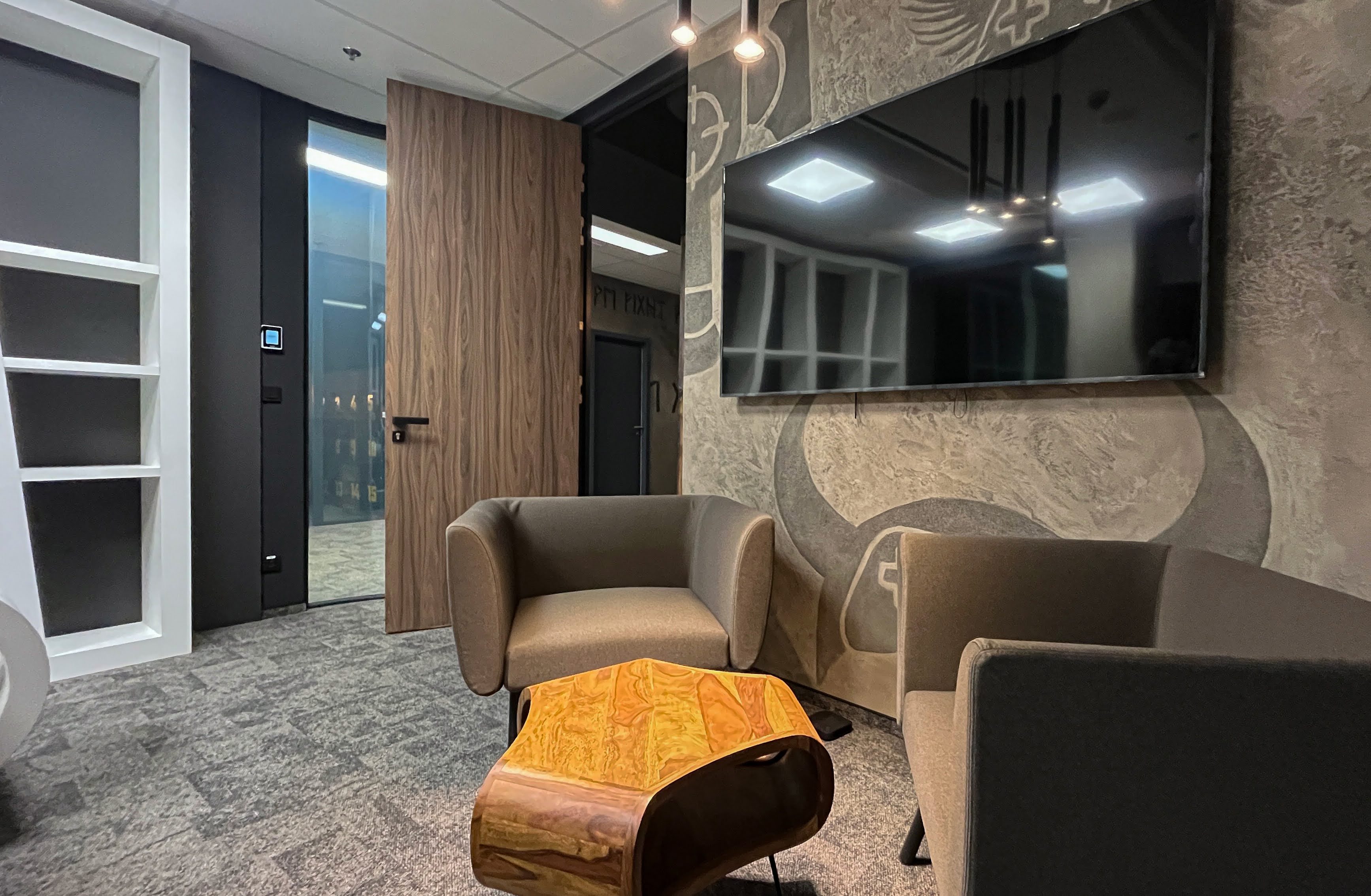 Realizace kanceláře pro Oddin.gg – obrázek 23